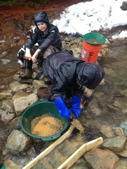 Note the rain: we are from Western Washington originally so we do not melt. Just rust a little. Luckily if was almost 50 degrees out.