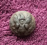 Officer's infantry button (c. mid to late 1800s).