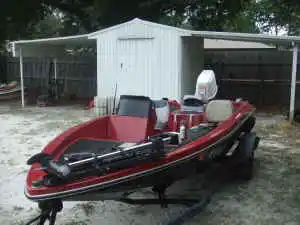 old bass boat