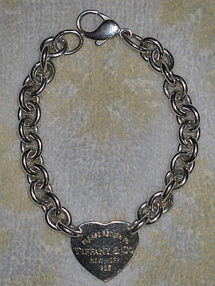 'Return to Tiffany' Bracelet - Found in park Pickering ON.