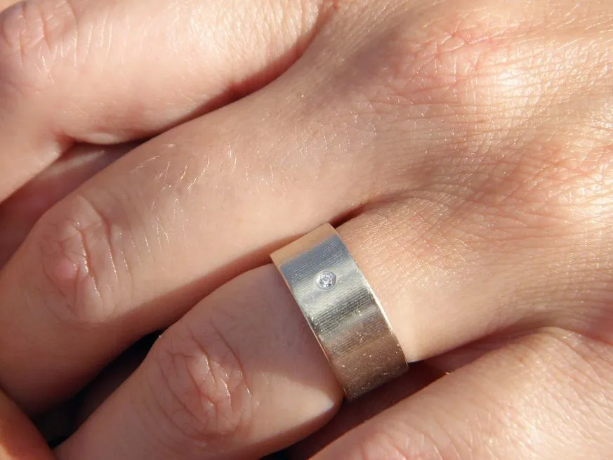 RING FOUND & RETURNED IN MEXICO