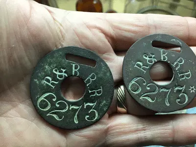 Rutland & Burlington RR luggage tags (c. 1849-1869).