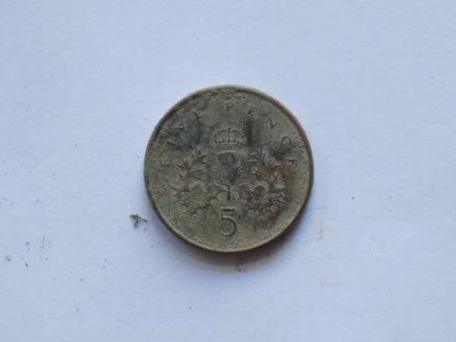 saturday 15/10/16

condition = good
5p 2007 (clad)