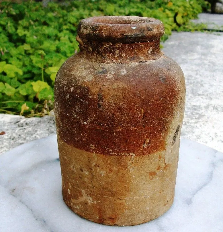 shipwreck pottery jar with musket balls 2 RESIZED