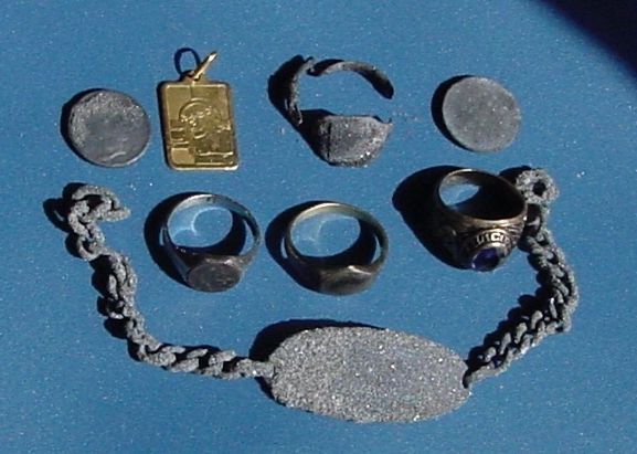 SOME COLD WATER SILVER & GOLD FROM A CT. SALTWATER BEACH 2002