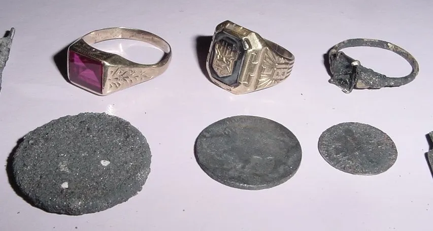 SOME KEEPERS FROM SEPT.24TH HUNT 
RED STONE MIGHT BE A RUBY - CLASS RING IS FROM 1931