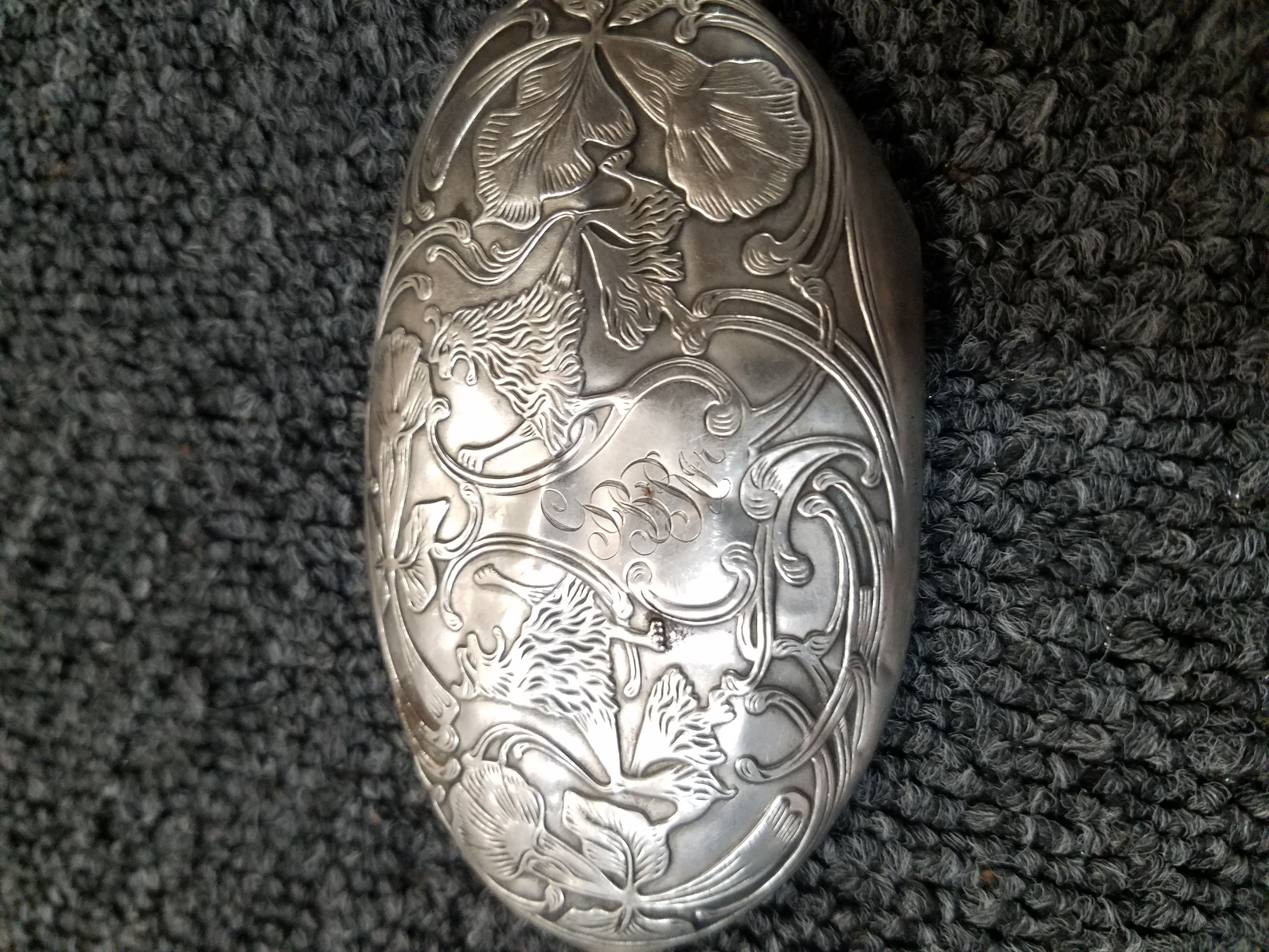 Sterling lid. Possible to jewelry box?