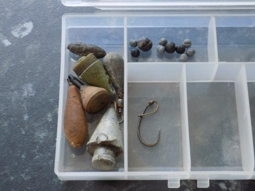 sunday 02/10/16

fishing treasure box :)