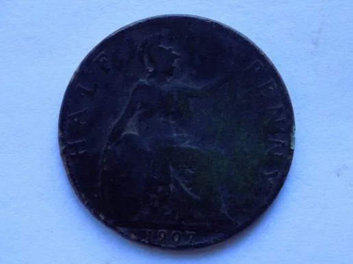 sunday 25/09/16

condition = mint with nice patina
1907 half penny