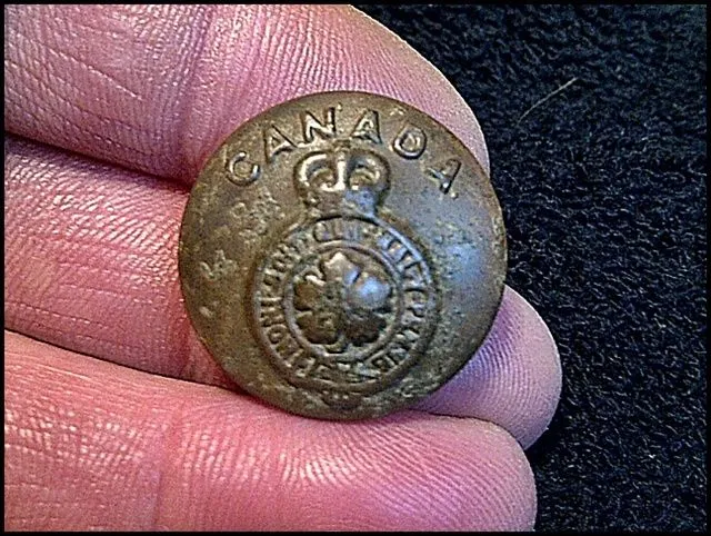 WWI General Service Button