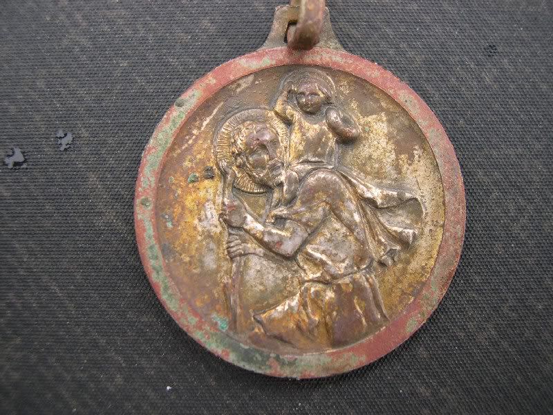 Pope_Paul_VI_reverse.jpg