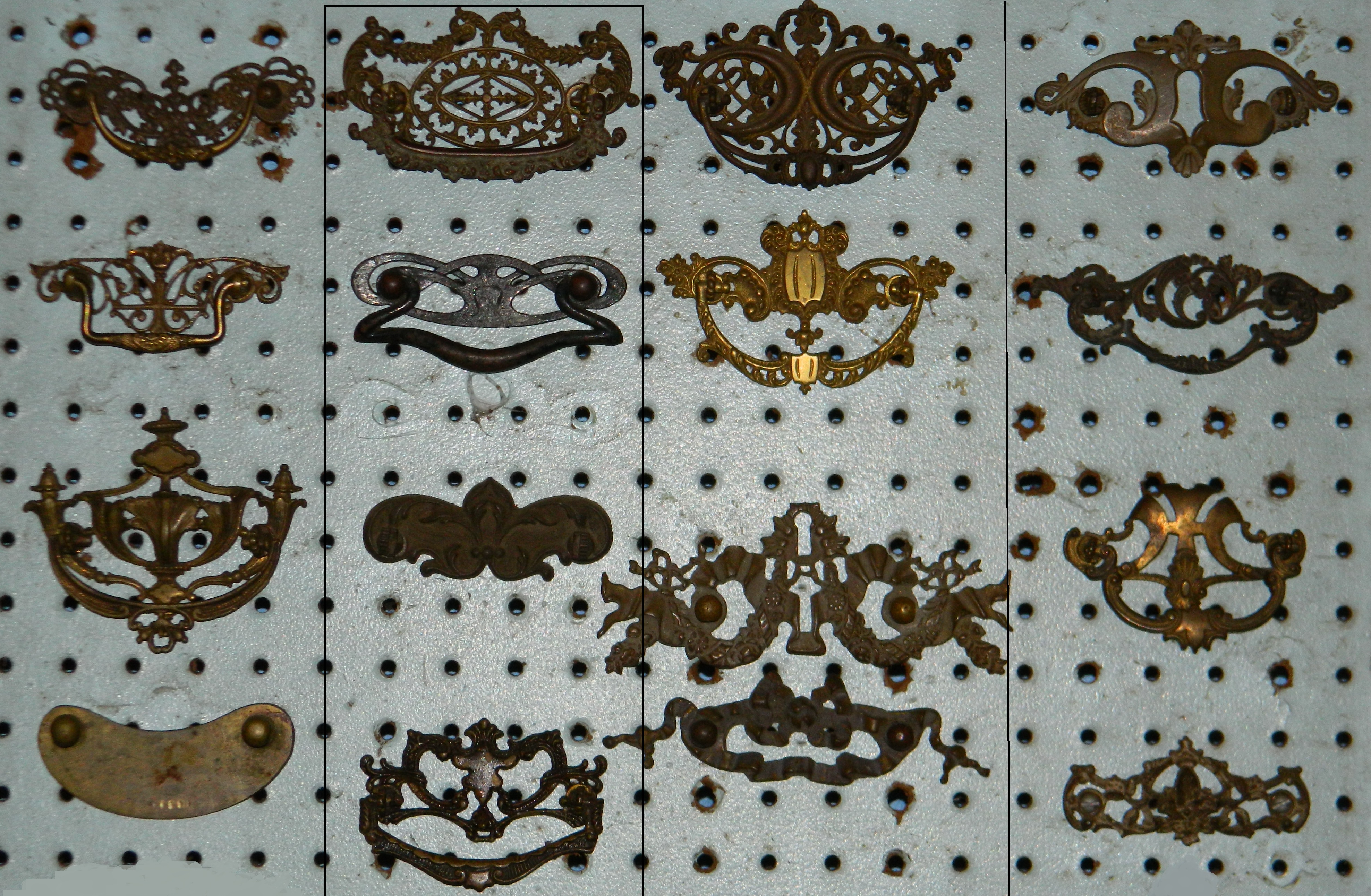 drawer-pull-cast-2.jpg