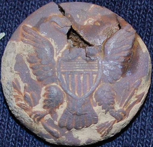 02-19-11-eagle-button-front.jpg