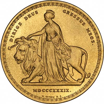 queenvictoriaunaandthelionlarge9ctgoldmedallionrev400.jpg