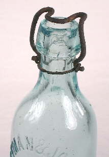 corkbailclosed_small.jpg