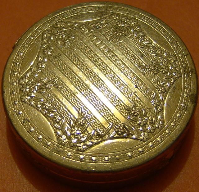 compact1.jpg