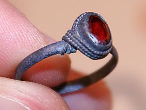 12-24-07ringtop.jpg