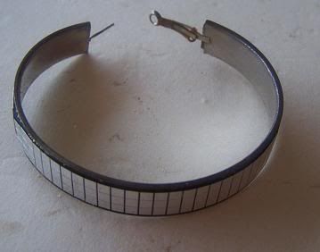 Earring0613102.jpg