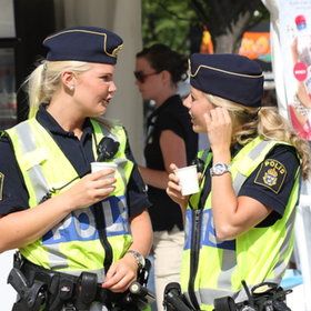 swedishwomencops_zps882fefcc.jpg
