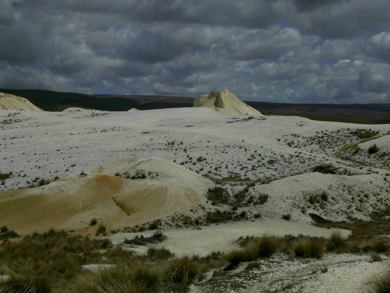 Mtbursterlookingacrossgoldworkings.jpg
