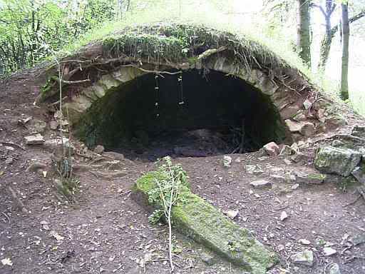 10Sep08cellar3.jpg