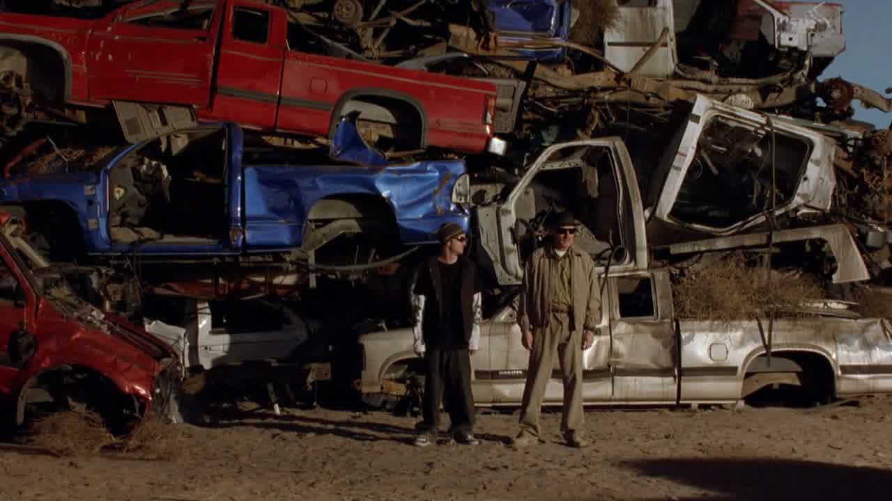 1x07_-_Junkyard.jpg