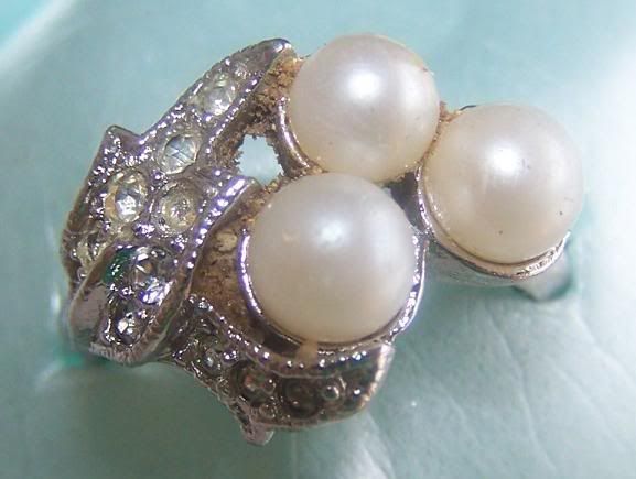 AndieRingpearl050609.jpg