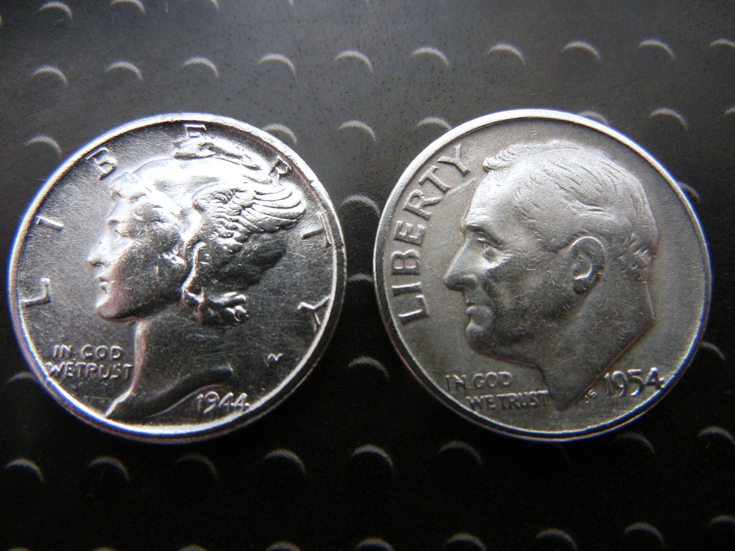 Omega%20Stone%20Silver%20012_zpsof64vlx9.jpg