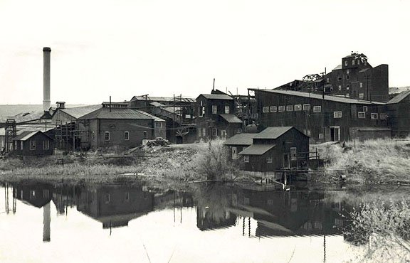 GhostTown_ColoradpSprings.jpg