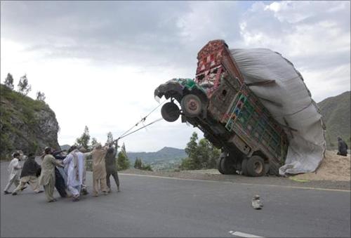 07load1.jpg