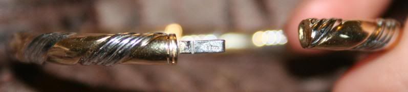 bracelet2012.jpg