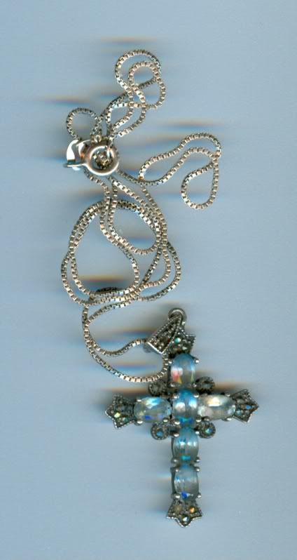Cross0516082-1.jpg