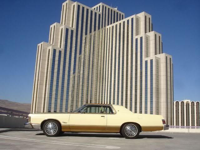 1976MercuryGrandMarquis_1.jpg