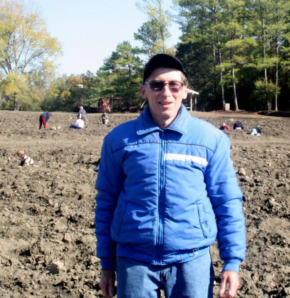 me-at-crater3sml.jpg