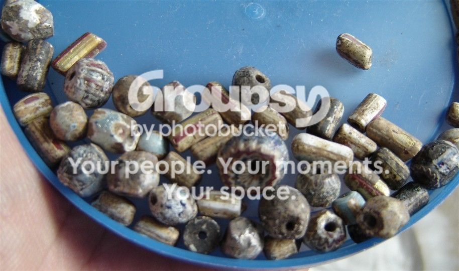 beads1_zps0057cb91.jpg