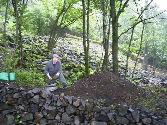 27Aug10Wall.jpg