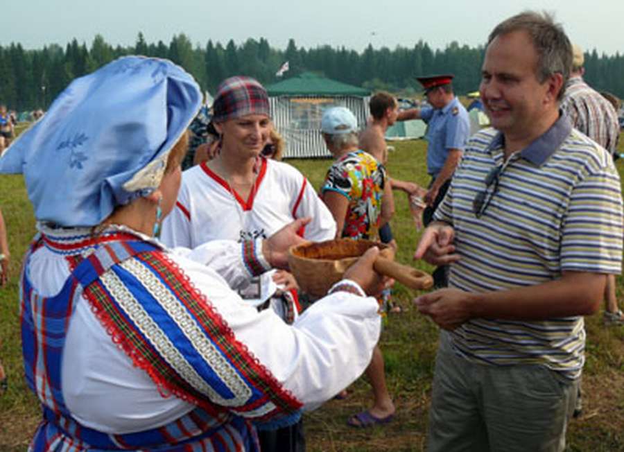 1281326042_500.jpg