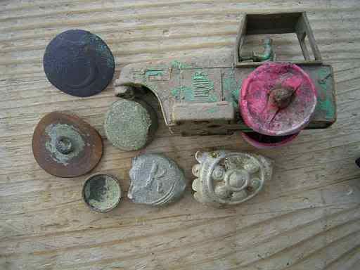 22Nov08Relics2.jpg