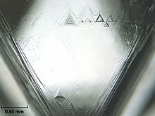 220px-Diamond_face_trigons_scale.jpg