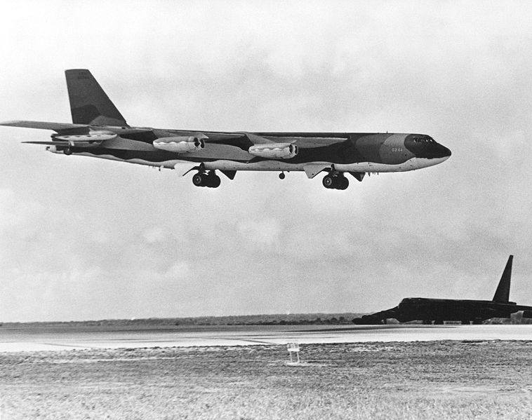 B-52D-Buff.jpg